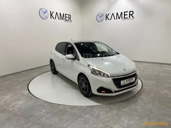 Peugeot 208 1.2 PureTech Access Image 1